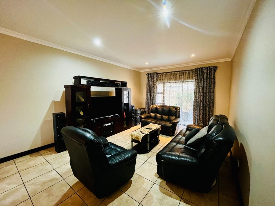 3 Bedroom Property for Sale in Shellyvale Free State